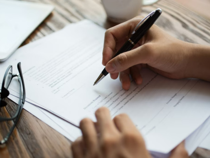 В «Росгосстрахе» рассказали, кому кроме автомобилистов платили по договорам ОСАГО в 2023 году