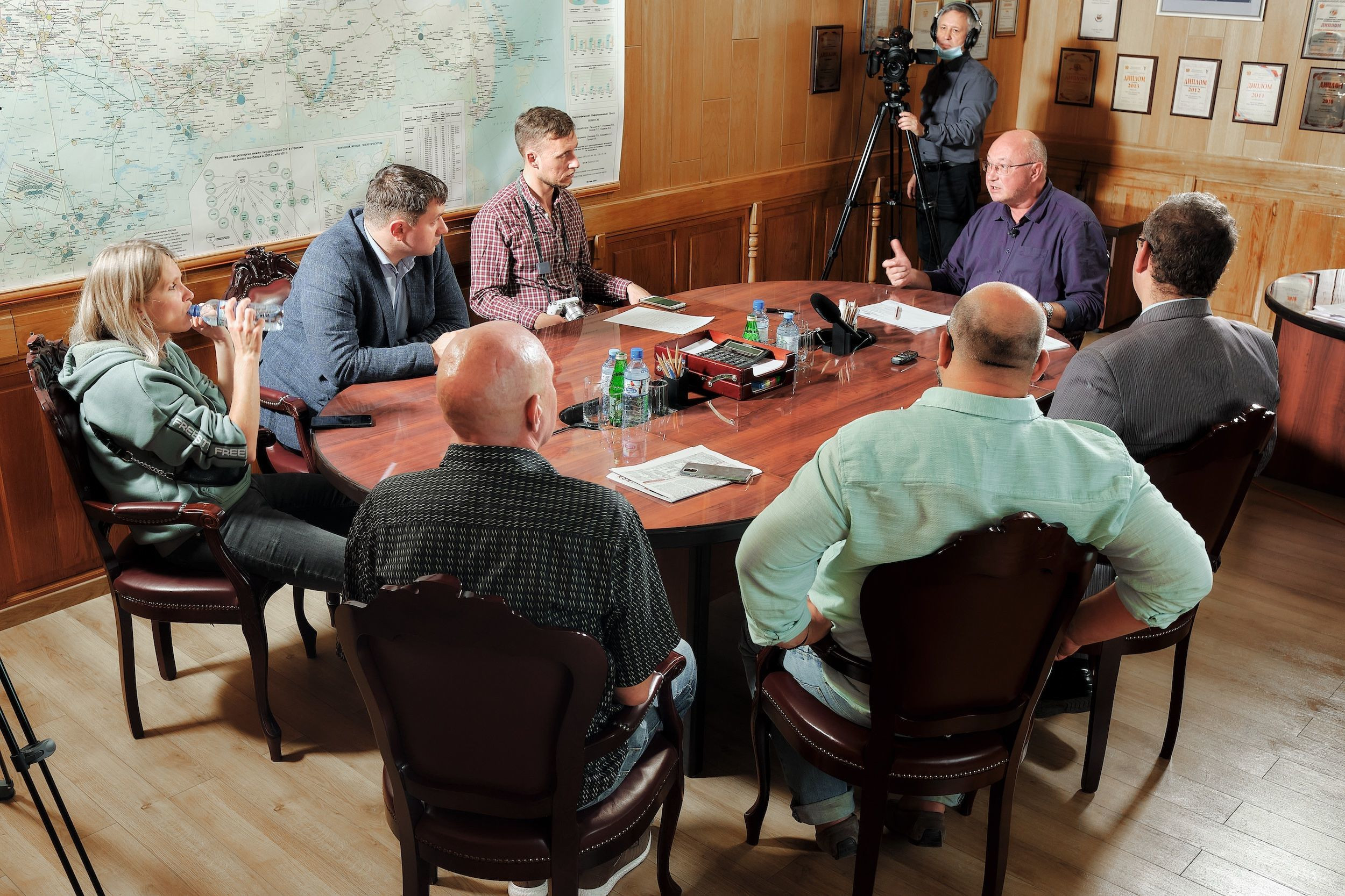 ярый враг прогресса культуры 8 букв