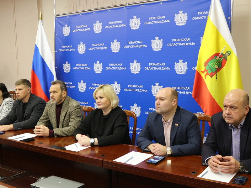 Депутаты Рязанской облдумы прокомментировали прямую линию Владимира Путина Депутаты Рязанской облдумы прокомментировали прямую линию Владимира Путина