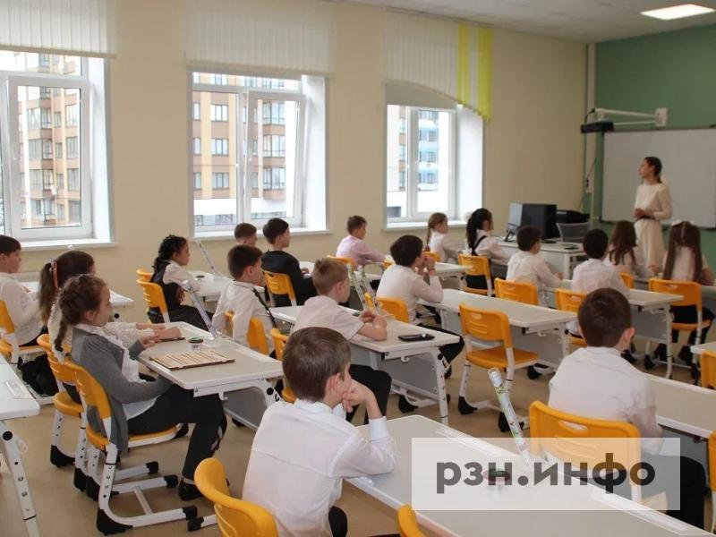 В России в июле 2025 года вырос спрос на товары для школы