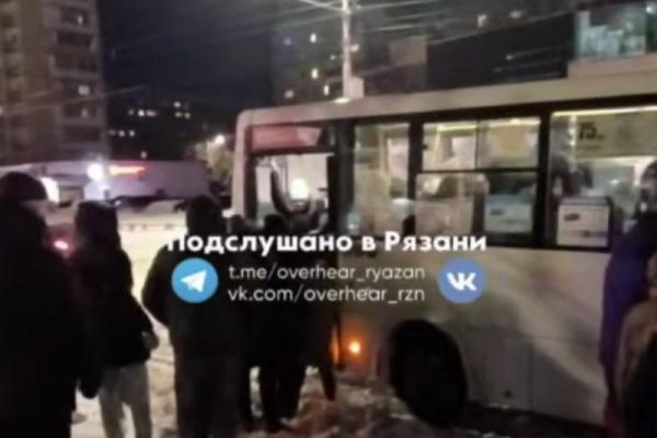 Рязанцы продолжают жаловаться на транспортный коллапс в городе