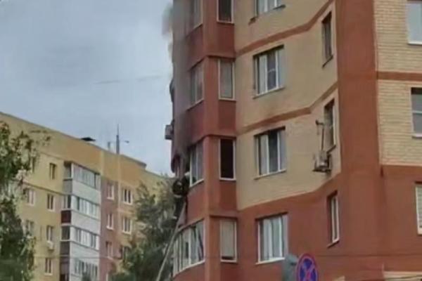 В Рязани загорелась квартира