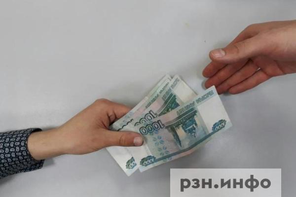 Рязанка лишилась более 35 тысяч рублей при покупке бытовки в интернете