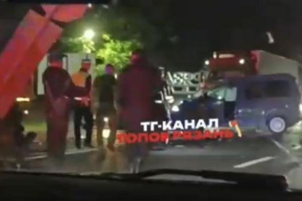 На трассе под Рязанью произошло ДТП, очевидцы сообщили о возможных погибших