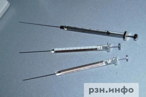 Россиянам рассказали, какие прививки нужны взрослым