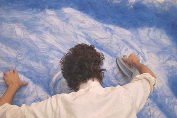 Можно ли дарить на 8 Марта утюг и кофемашину?