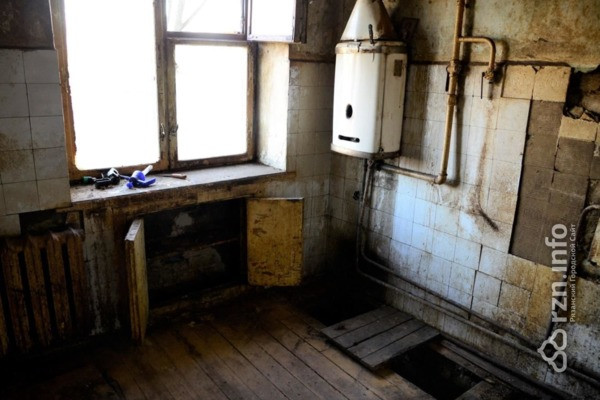 «Мусорный ад». Как слепой рязанский пенсионер четыре года жил в квартире в окружении отходов и крыс