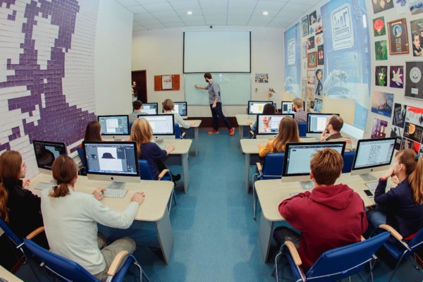 Жить в Рязани, работать в США. Объявлен набор в Компьютерную академию ШАГ